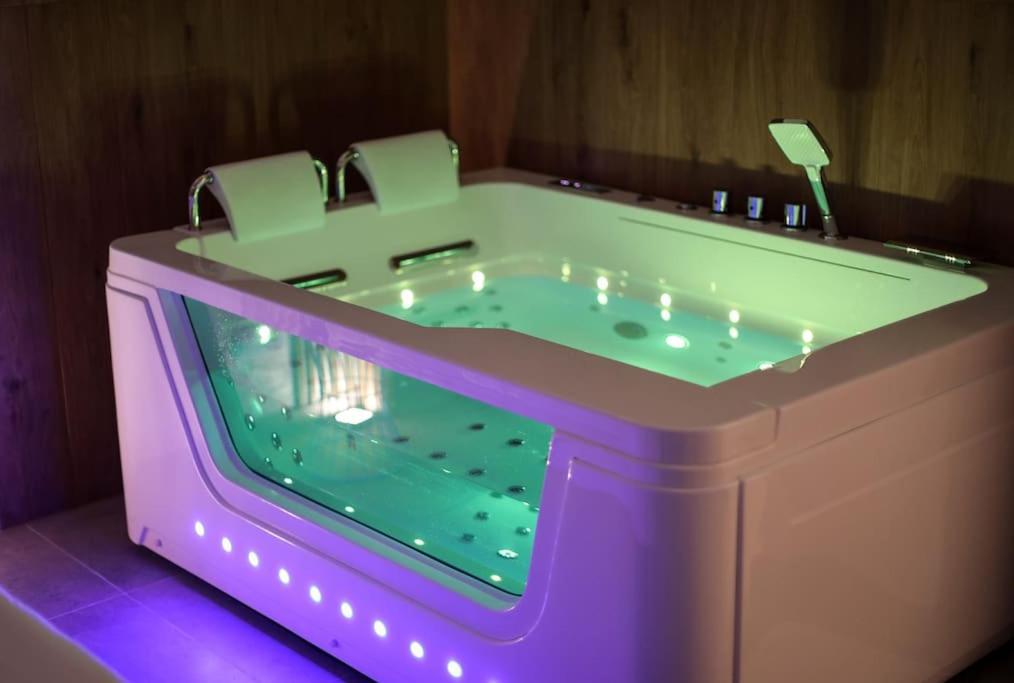 Jacuzzi Prive